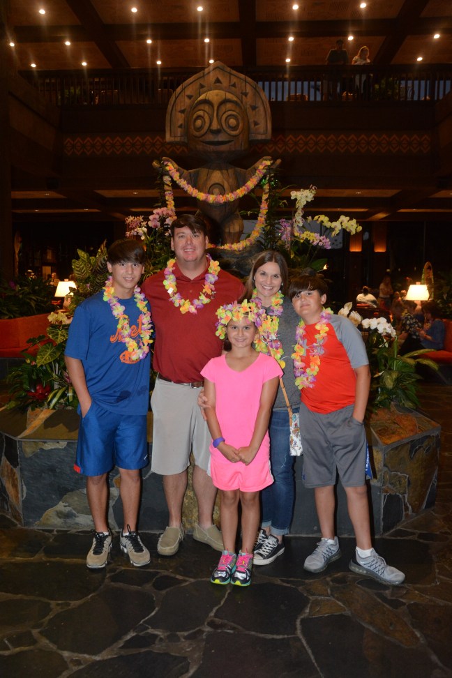 WDWRESORTSANDMORE_LUAU2_20170514_8033680836