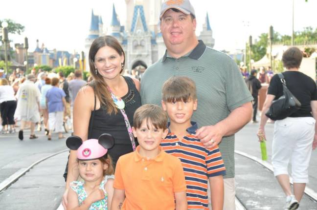 995723_636167896396125_766813532_n